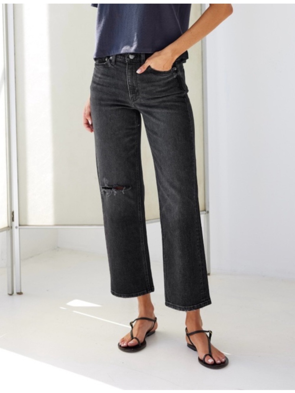 AYR The Easy Easy High-Rise Cropped Straight Leg Distressed Jeans Size 29 black